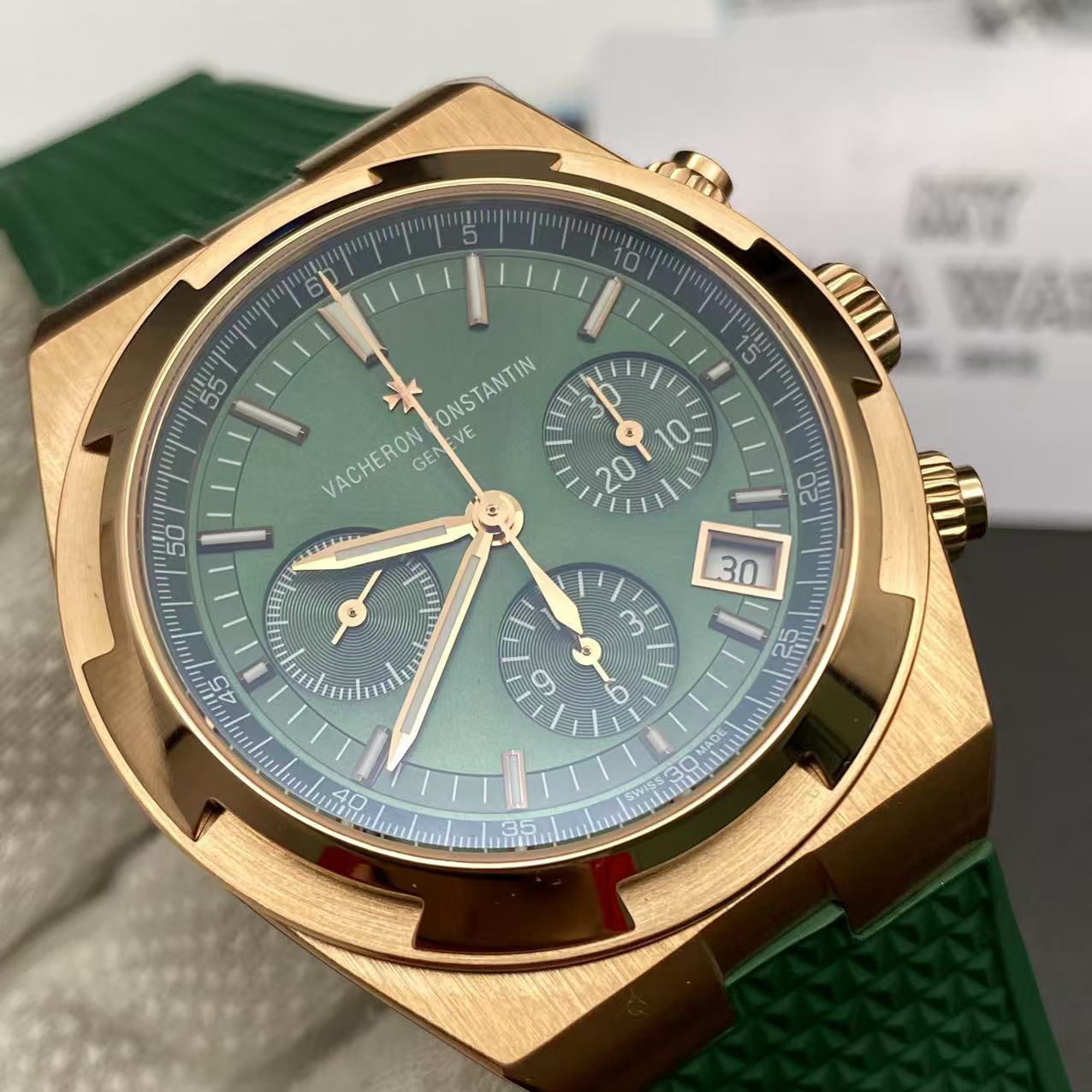 VACHERON CONSTANTIN OVERSEAS CHRONOGRAPH SUNBURST GREEN