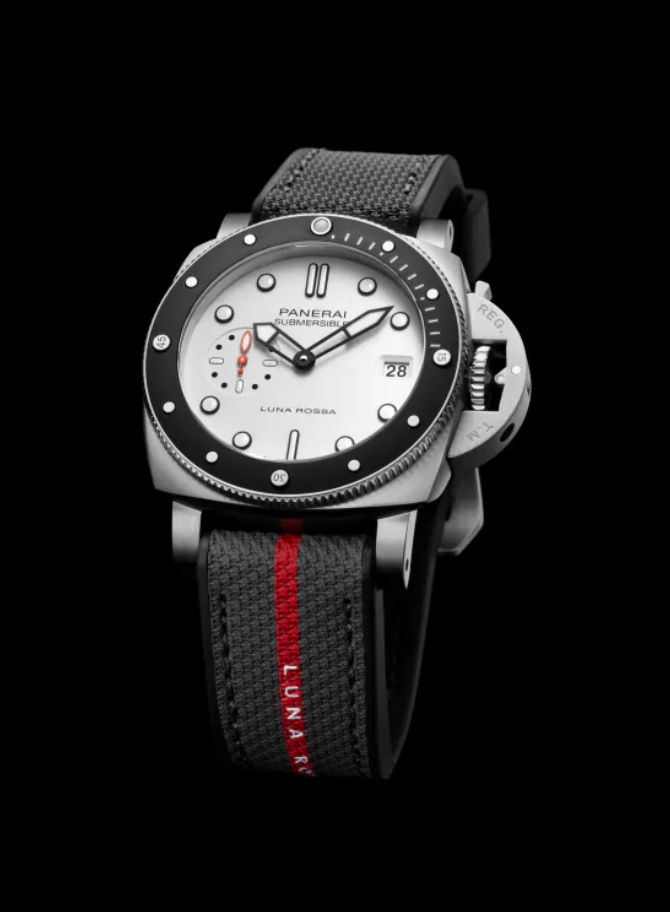 Submersible Luna Rossa - White Face Dial